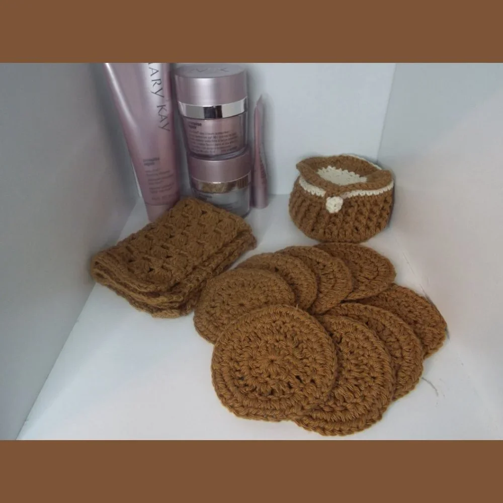 10pc Handmade Clamshell Spa Set - Picture 2 of 9